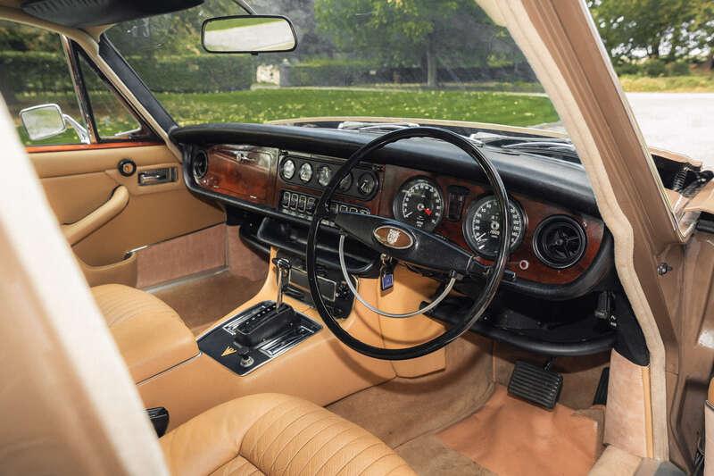 1972 Jaguar XJ12