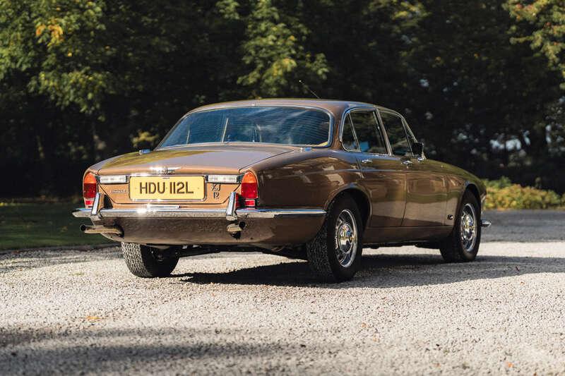 1972 Jaguar XJ12
