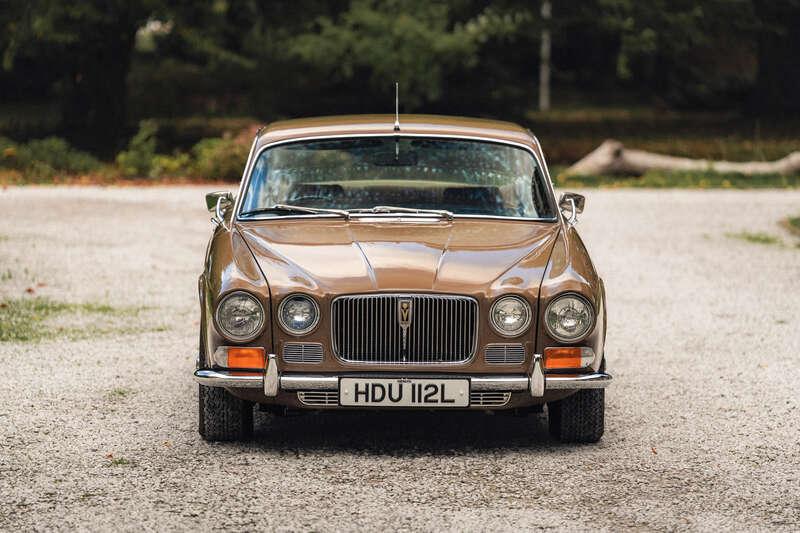 1972 Jaguar XJ12