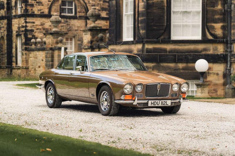 1972 Jaguar XJ12