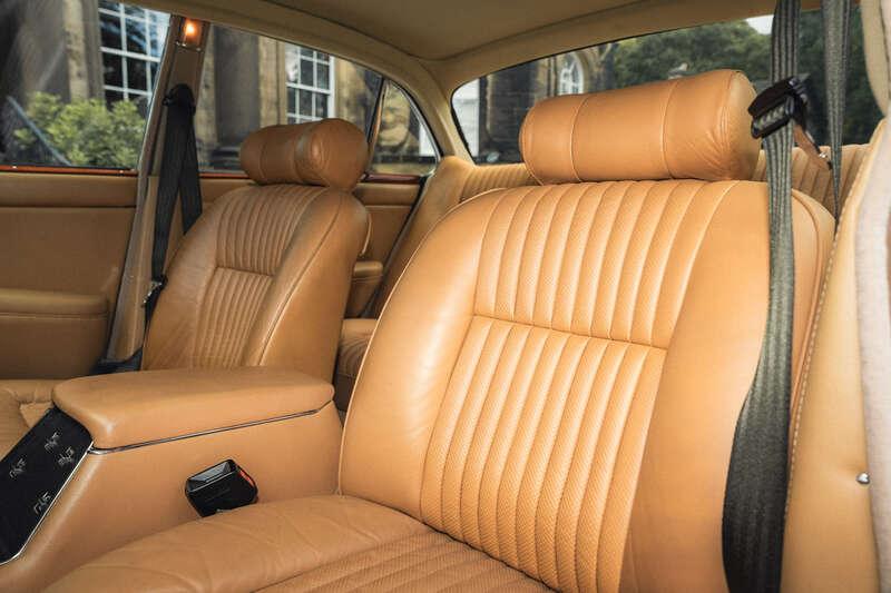 1972 Jaguar XJ12