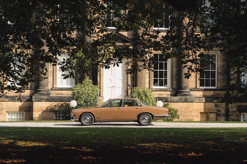 1972 Jaguar XJ12