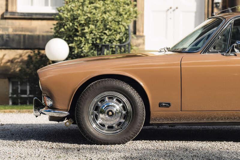 1972 Jaguar XJ12