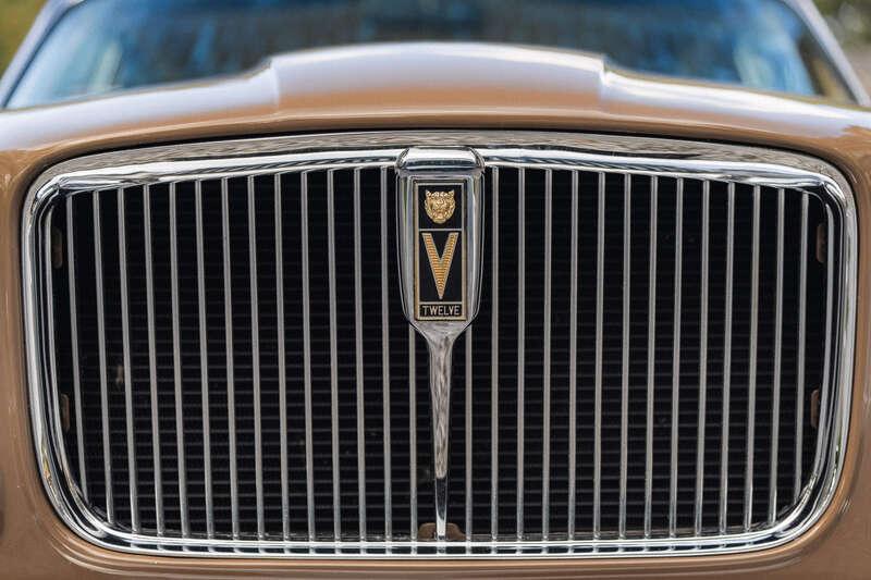 1972 Jaguar XJ12