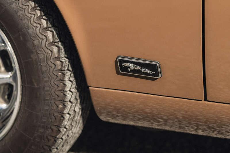 1972 Jaguar XJ12