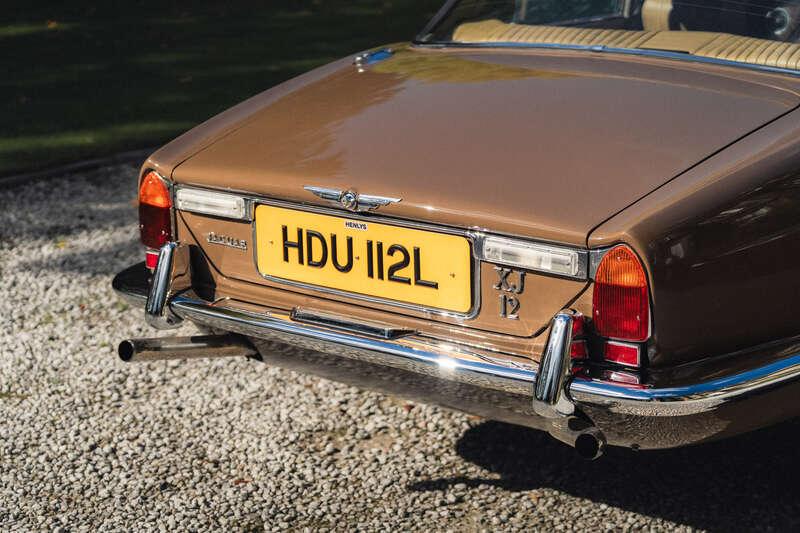 1972 Jaguar XJ12