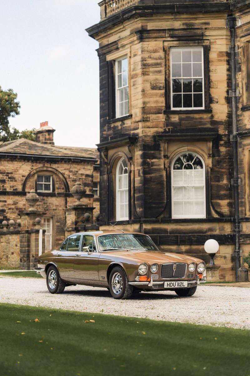 1972 Jaguar XJ12