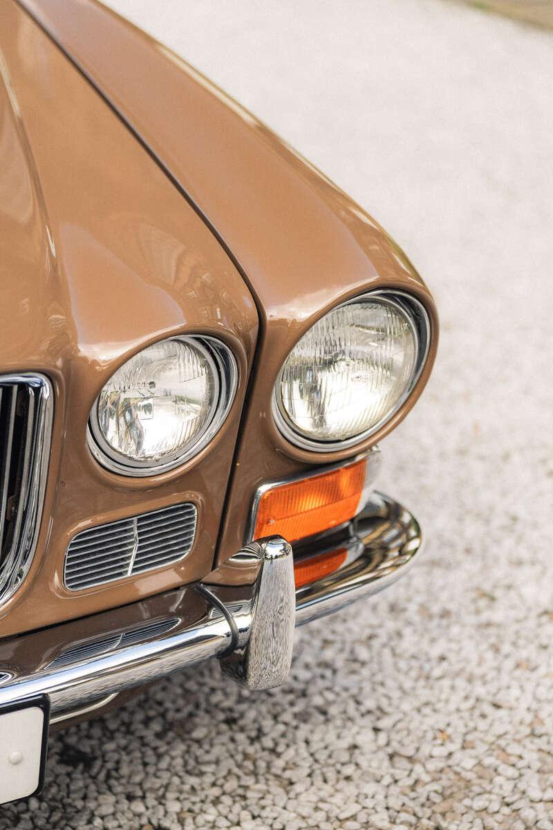 1972 Jaguar XJ12