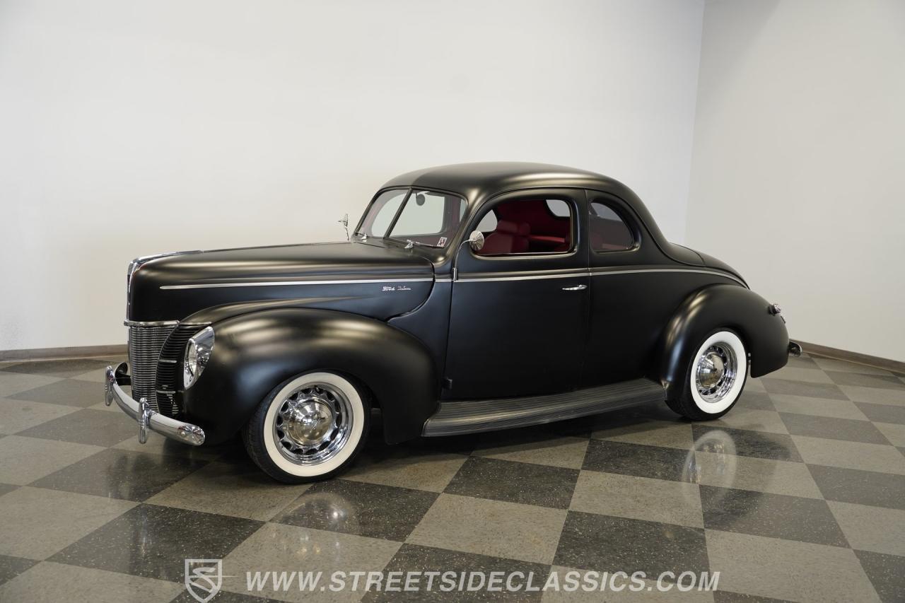 1940 Ford Deluxe Coupe