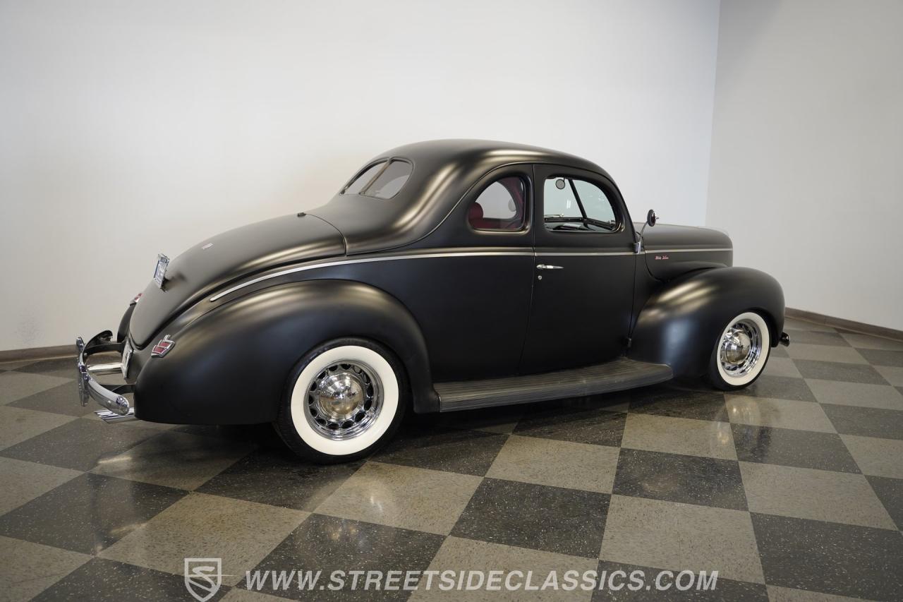 1940 Ford Deluxe Coupe