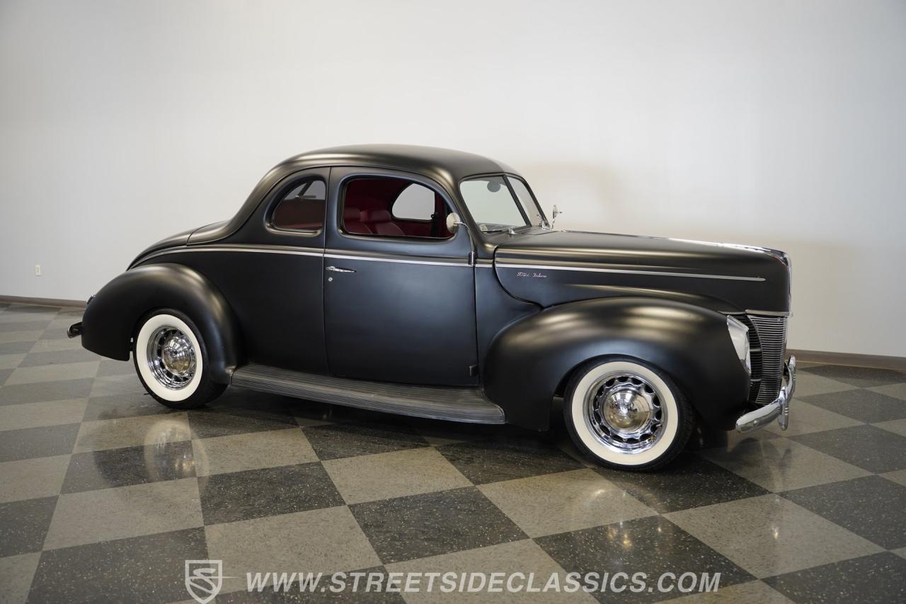 1940 Ford Deluxe Coupe