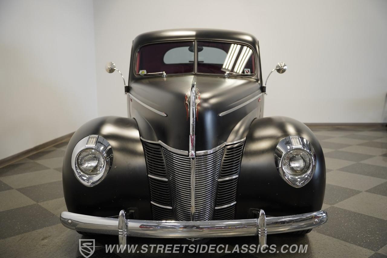 1940 Ford Deluxe Coupe