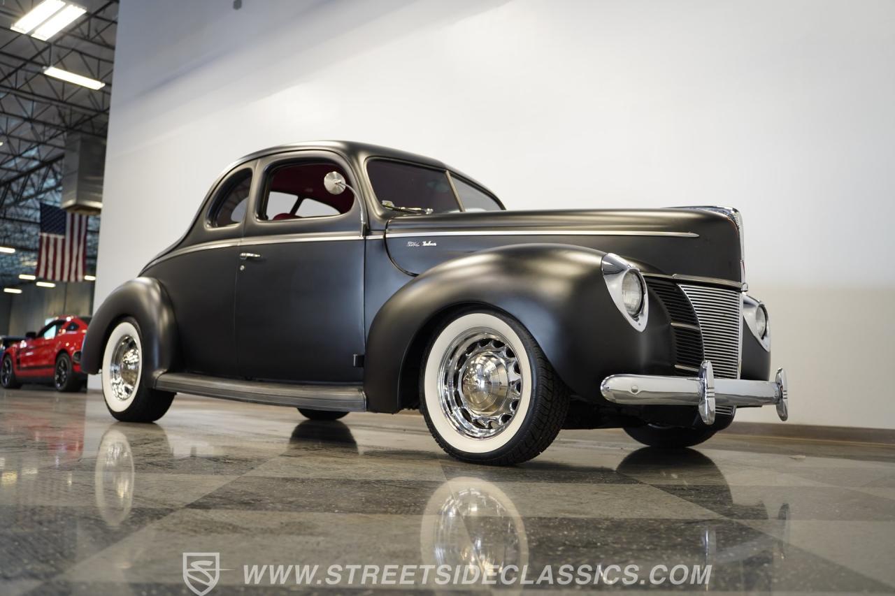 1940 Ford Deluxe Coupe