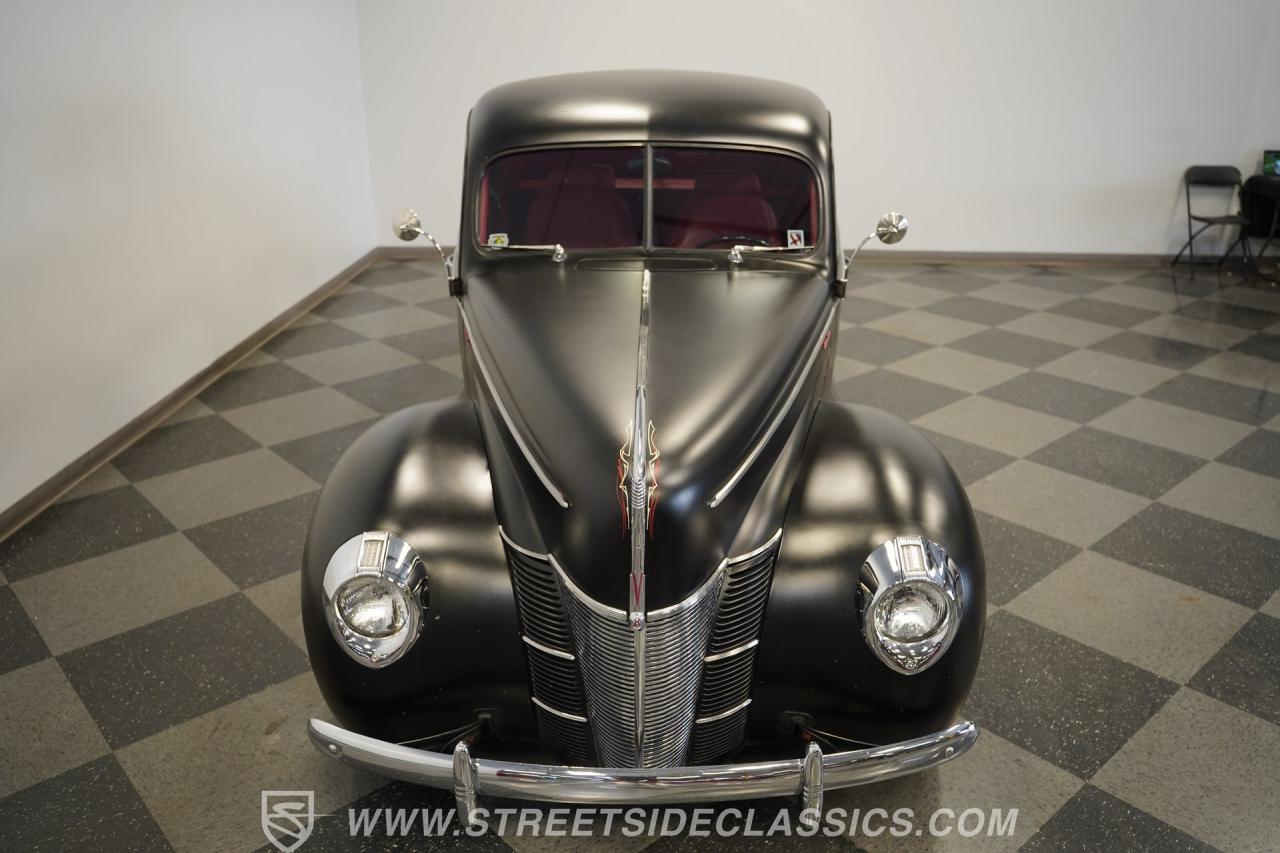 1940 Ford Deluxe Coupe