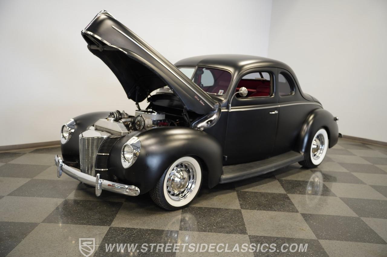 1940 Ford Deluxe Coupe