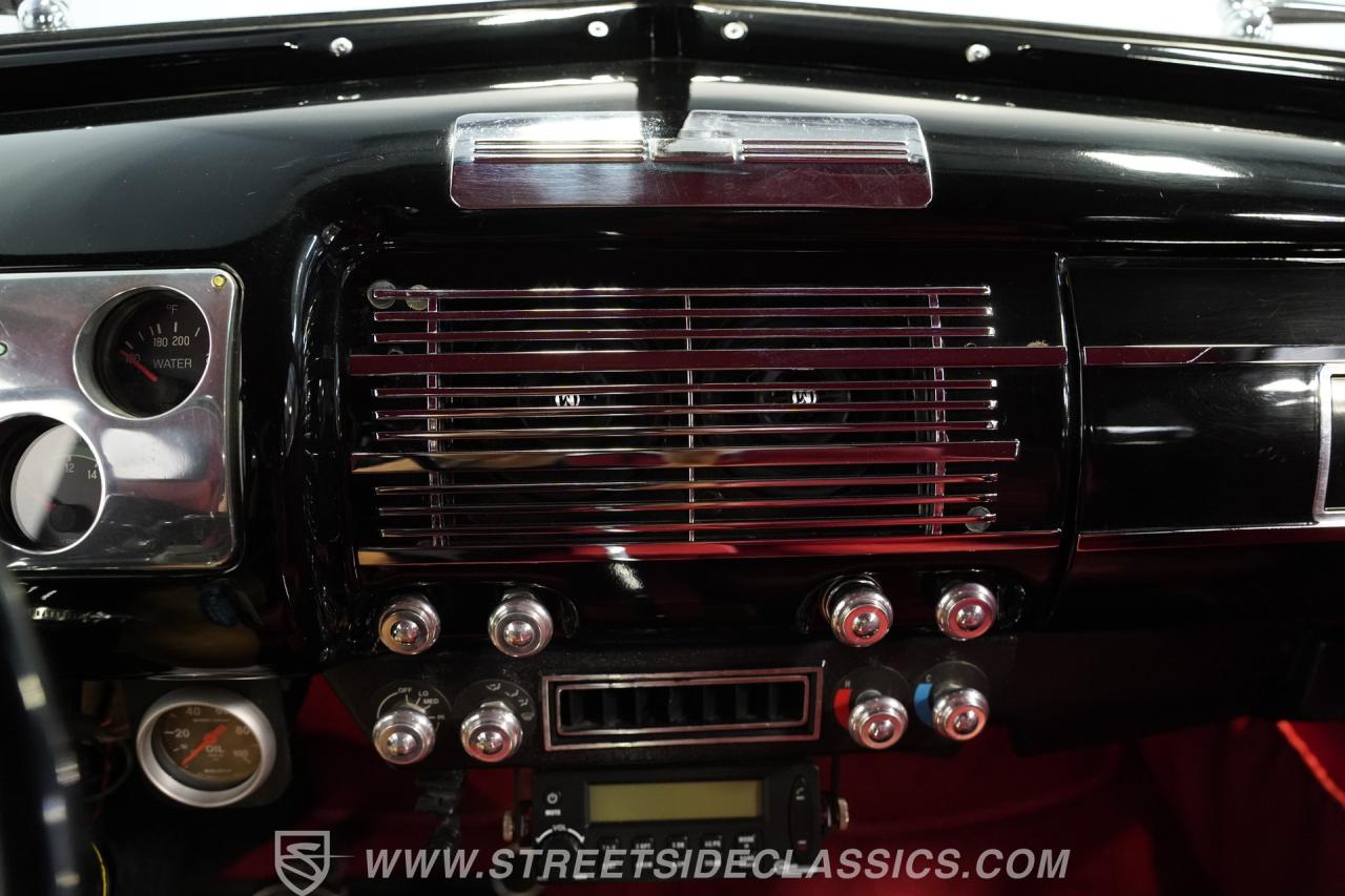 1940 Ford Deluxe Coupe