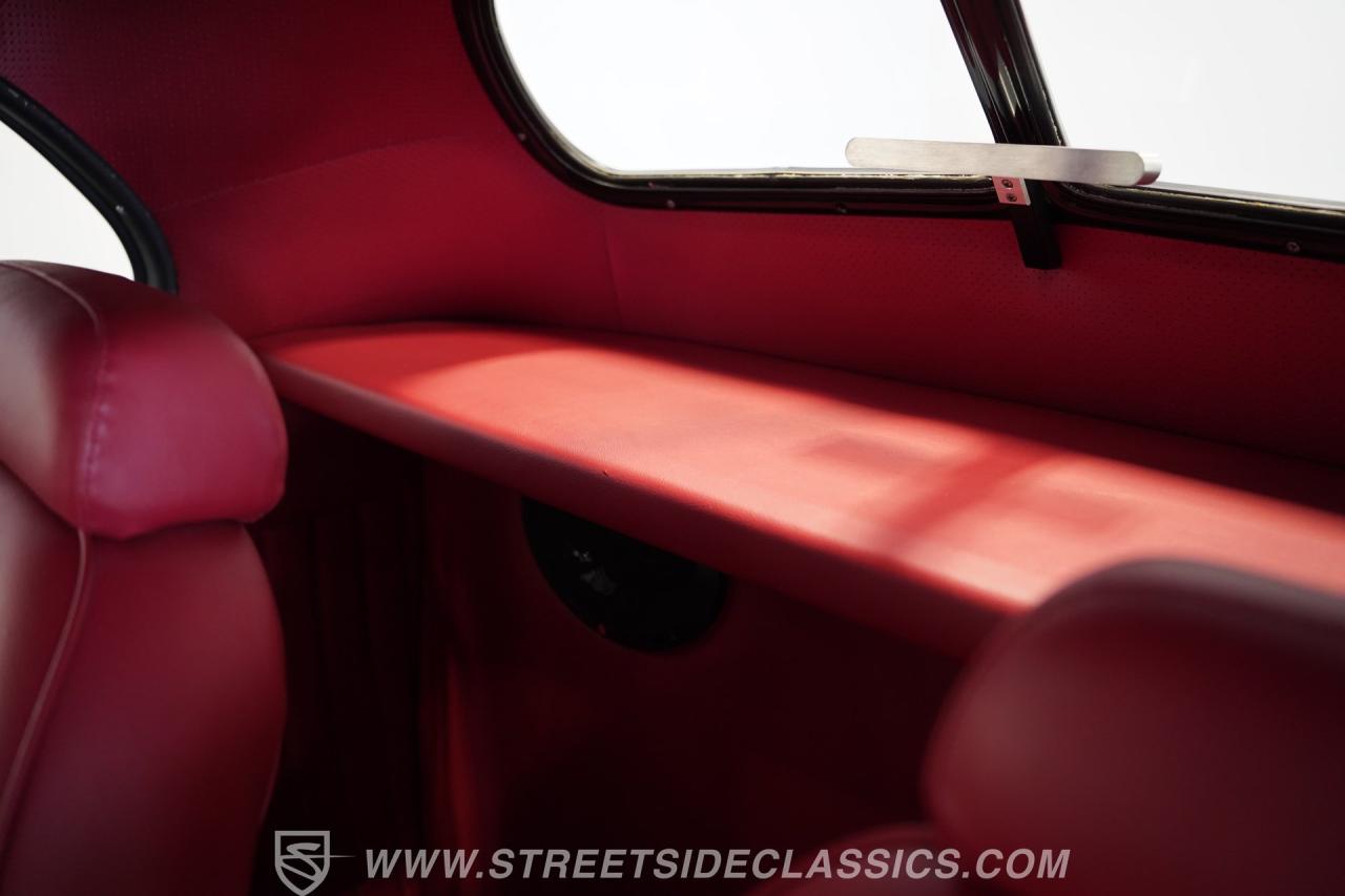1940 Ford Deluxe Coupe