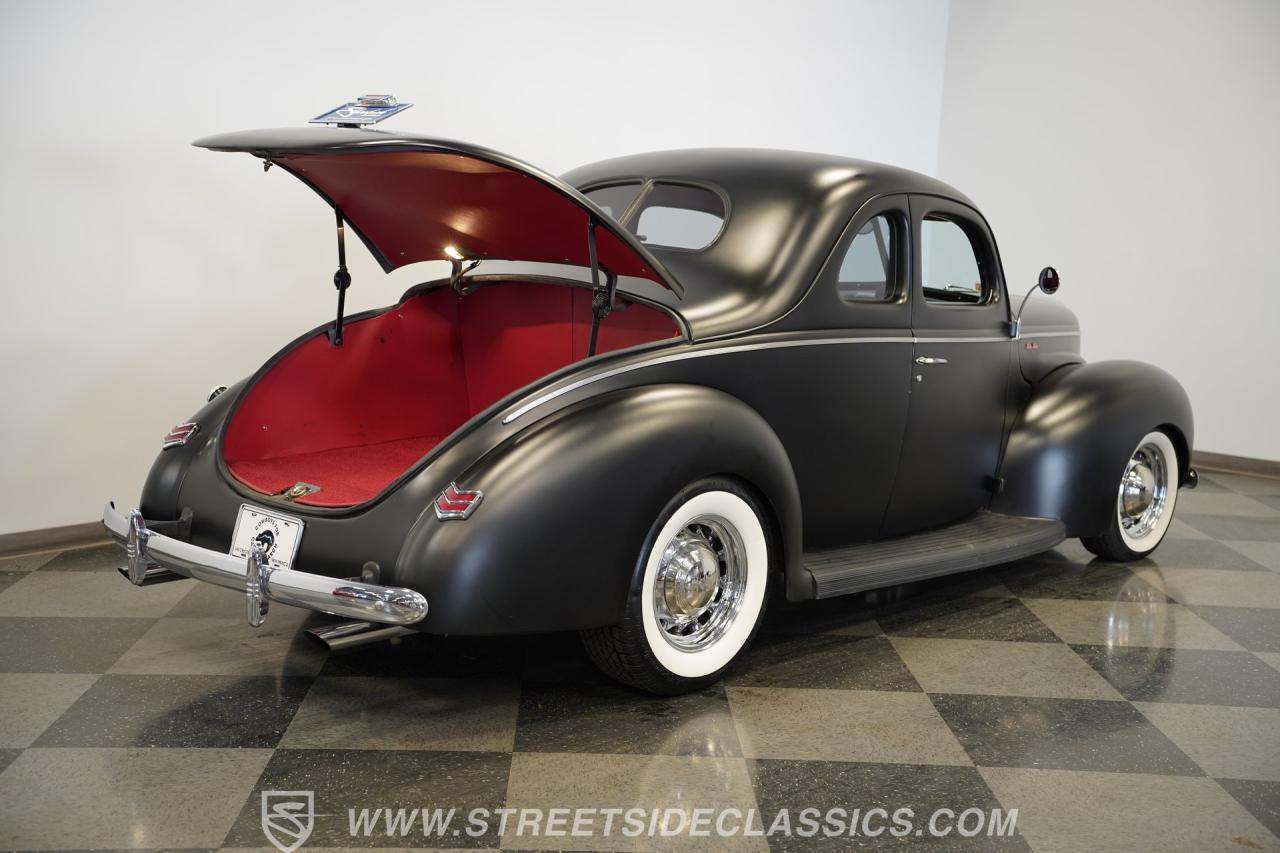 1940 Ford Deluxe Coupe