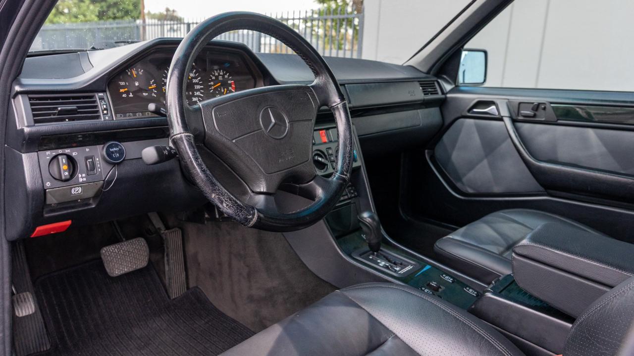 1995 Mercedes - Benz E 500 Limited