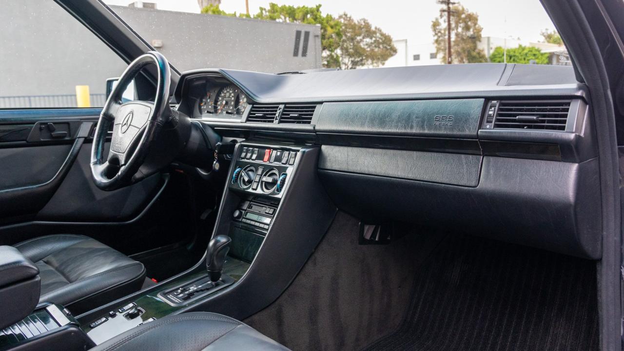 1995 Mercedes - Benz E 500 Limited