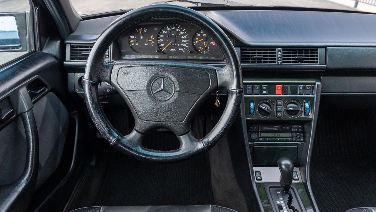 1995 Mercedes - Benz E 500 Limited