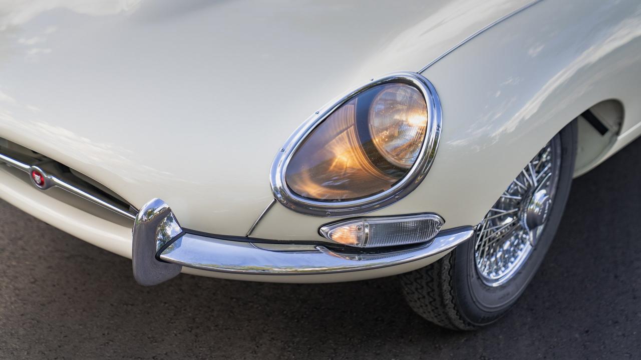 1961 Jaguar E-Type Series 1 3.8 Roadster