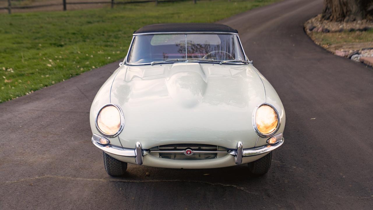 1961 Jaguar E-Type Series 1 3.8 Roadster