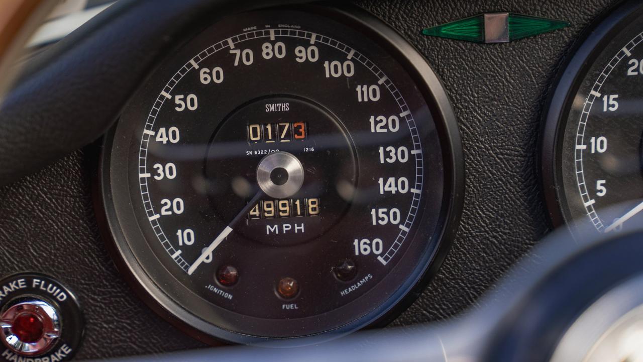 1961 Jaguar E-Type Series 1 3.8 Roadster