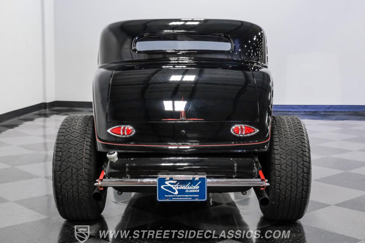 1932 Ford 3-Window Coupe