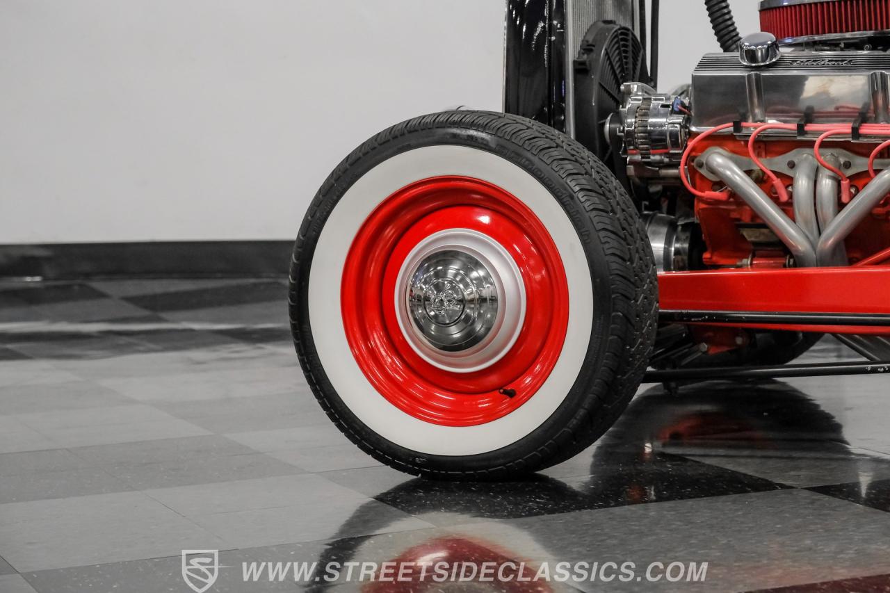 1932 Ford 3-Window Coupe