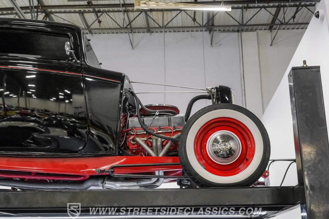 1932 Ford 3-Window Coupe