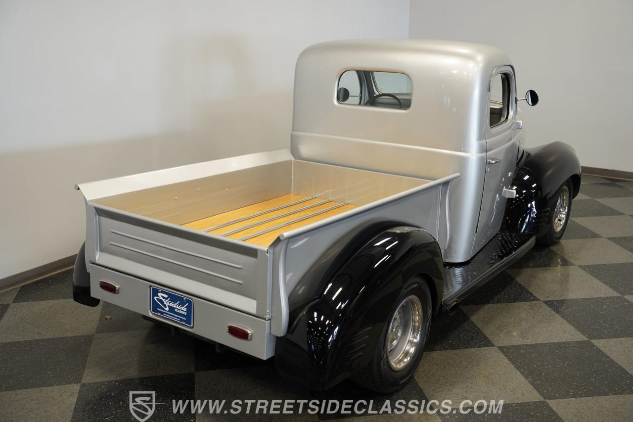 1946 Dodge 1/2-Ton Pickup