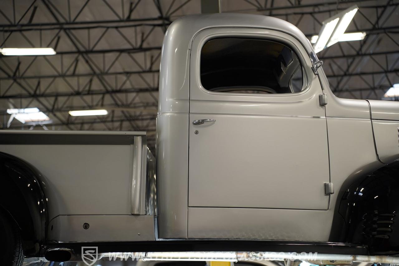 1946 Dodge 1/2-Ton Pickup