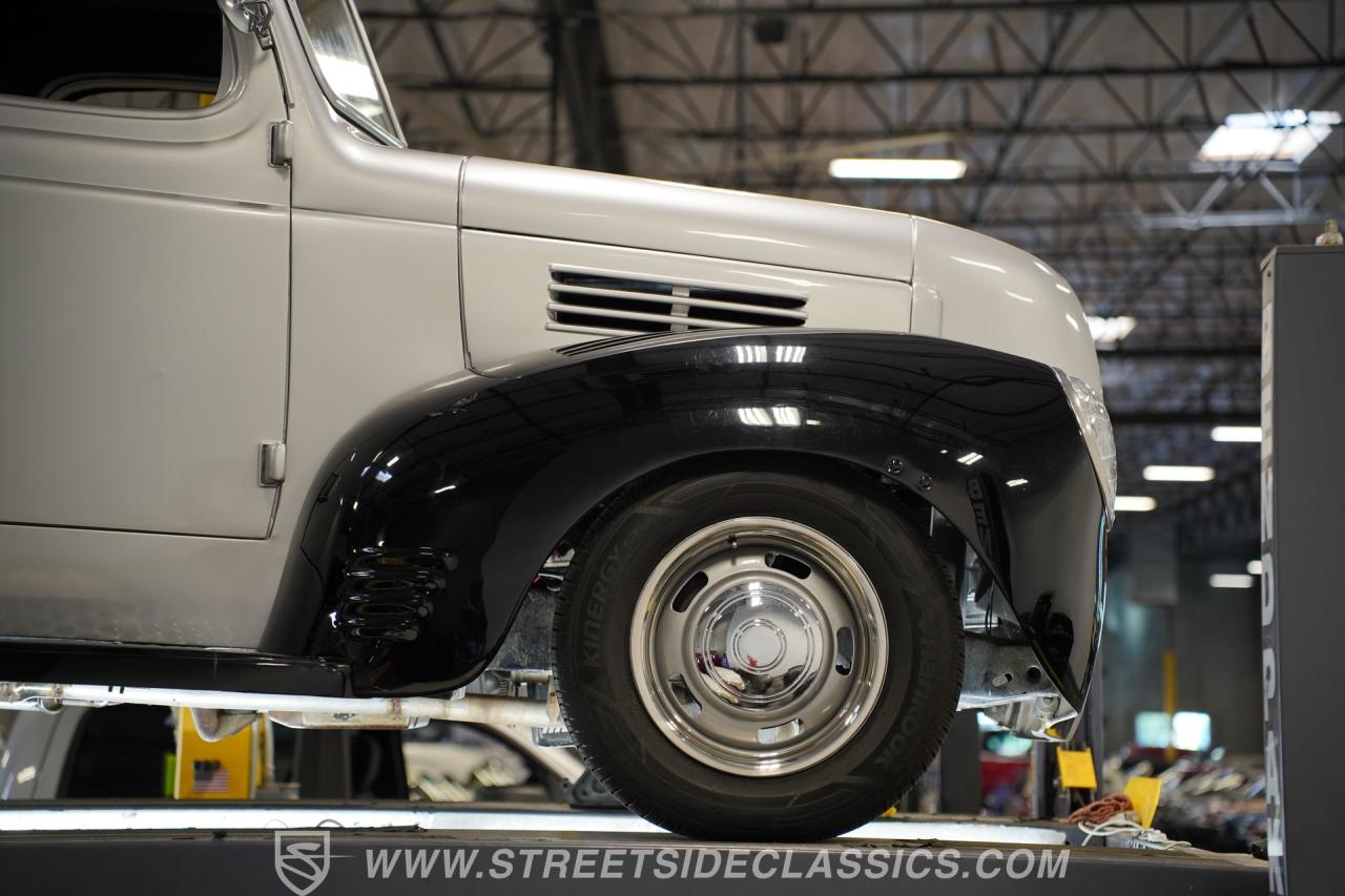 1946 Dodge 1/2-Ton Pickup