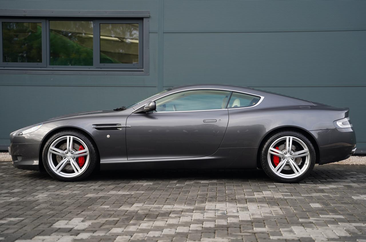 2009 Aston Martin DB9