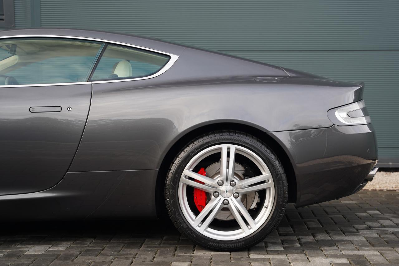 2009 Aston Martin DB9