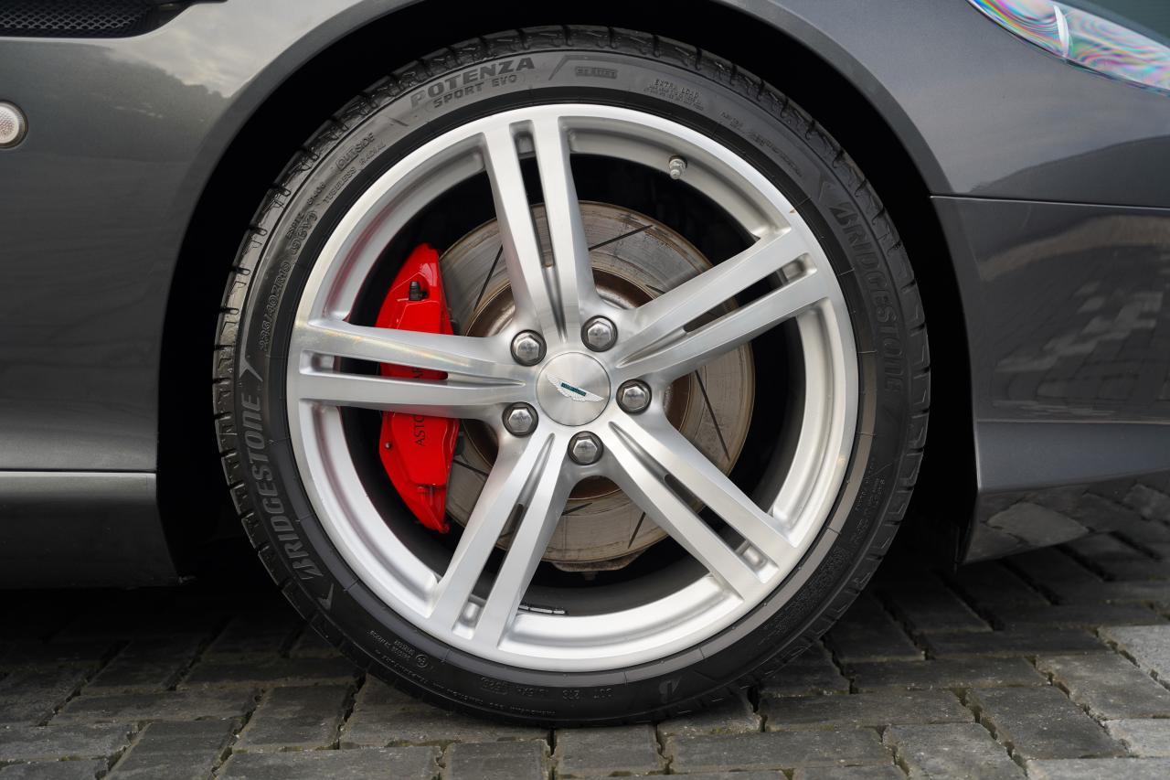 2009 Aston Martin DB9