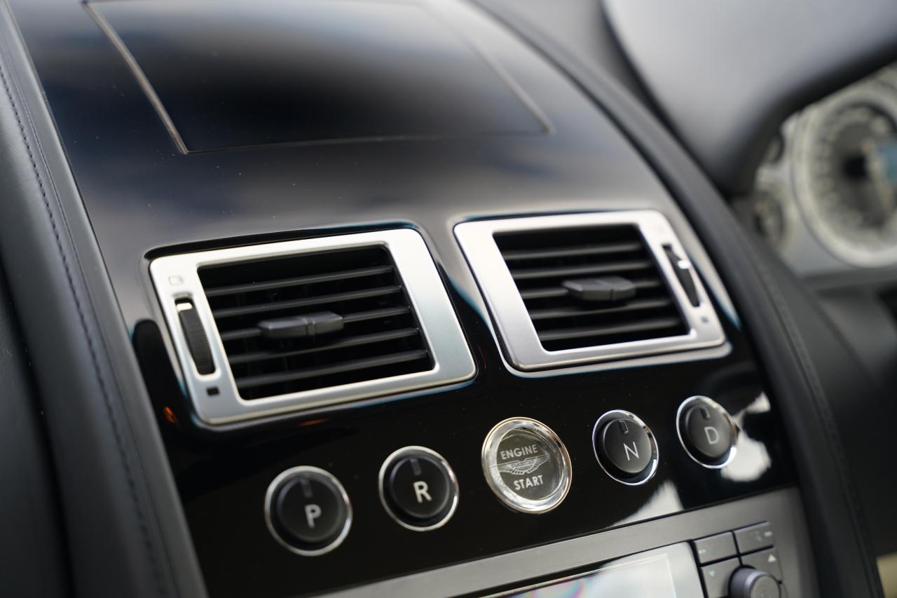 2009 Aston Martin DB9