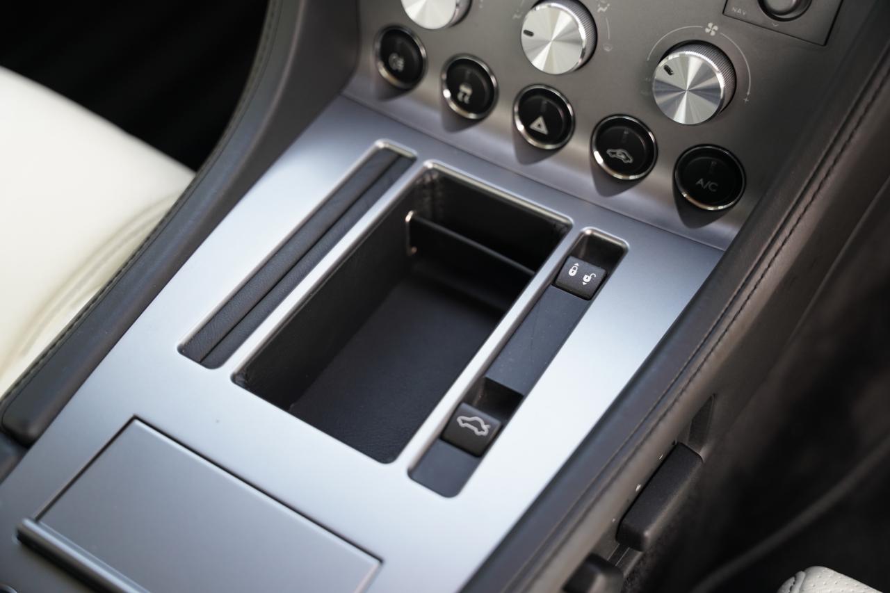 2009 Aston Martin DB9