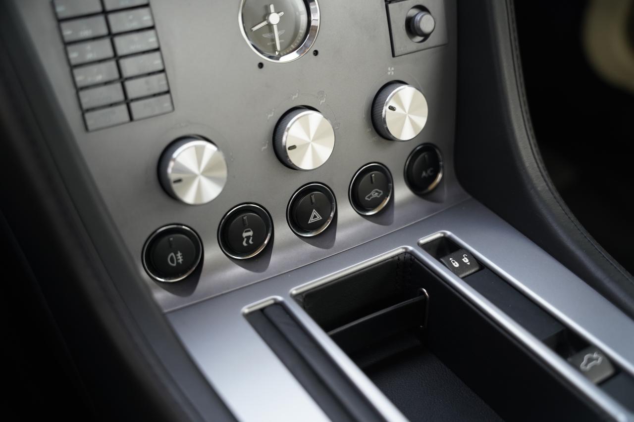 2009 Aston Martin DB9