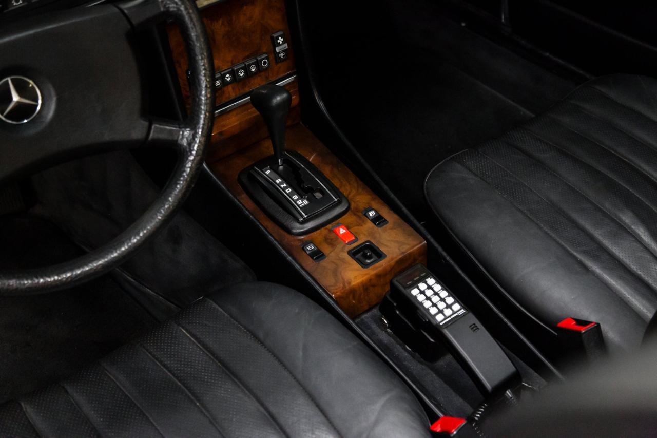 1984 Mercedes - Benz 380 SL