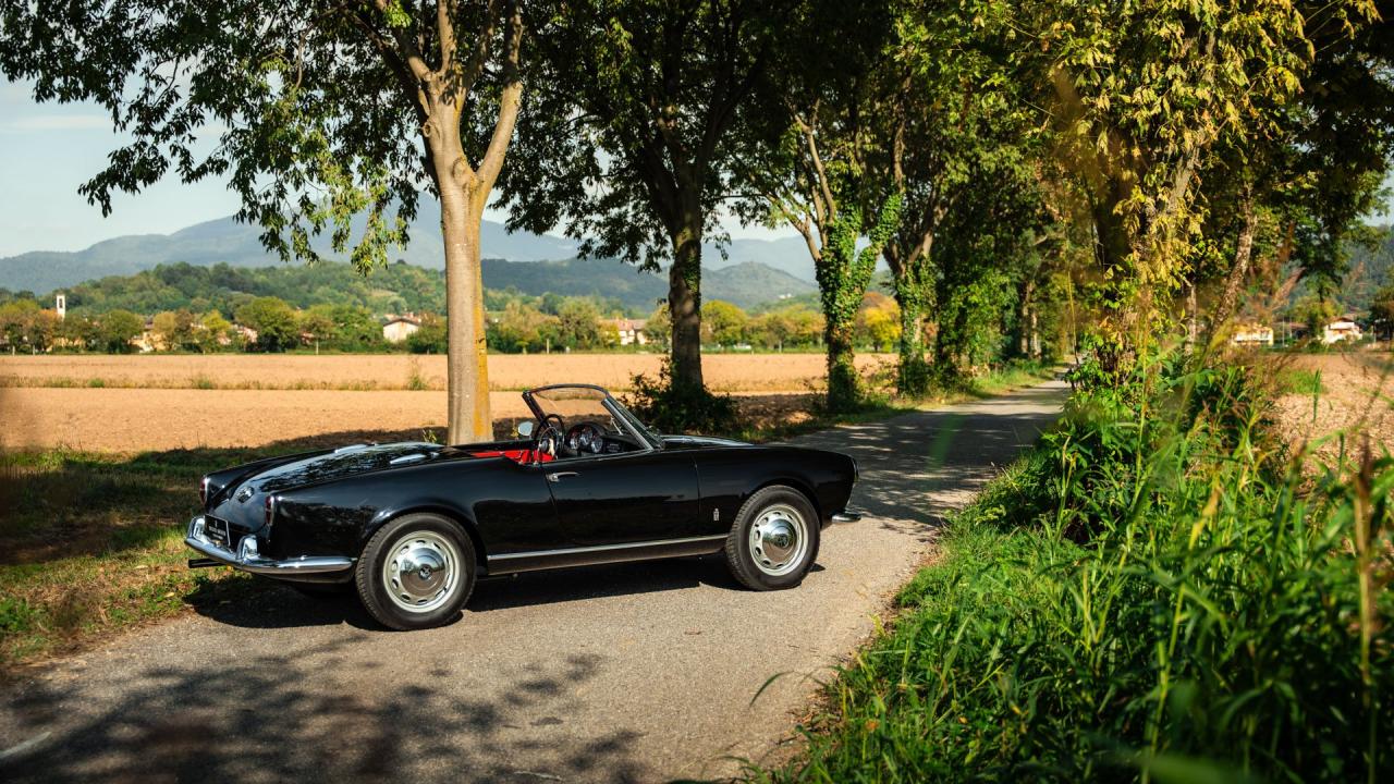 1957 Alfa Romeo Giulietta Spider Veloce