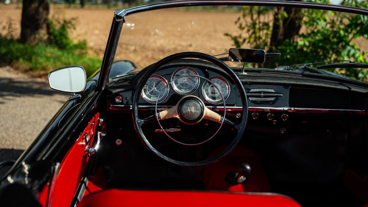 1957 Alfa Romeo Giulietta Spider Veloce