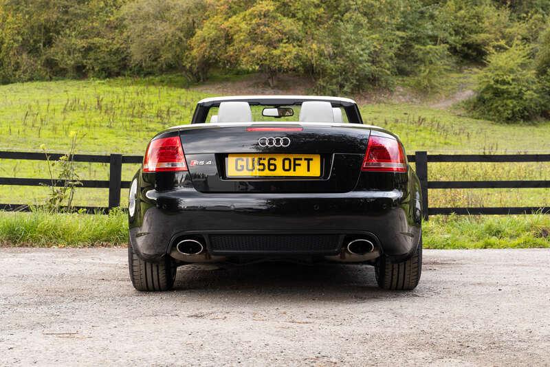 2006 Audi RS4