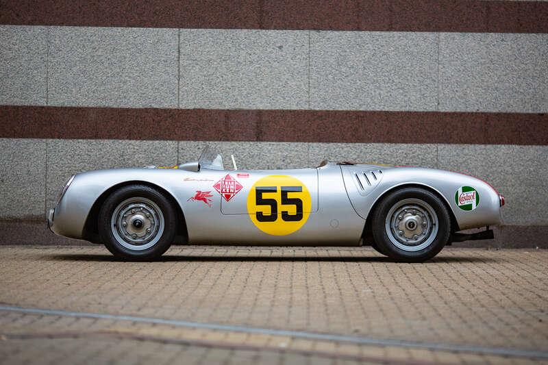 2015 Porsche 550