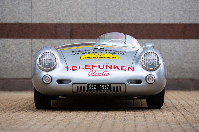 2015 Porsche 550