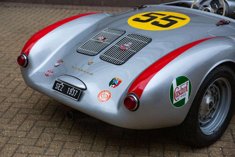 2015 Porsche 550
