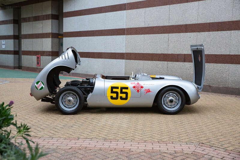 2015 Porsche 550