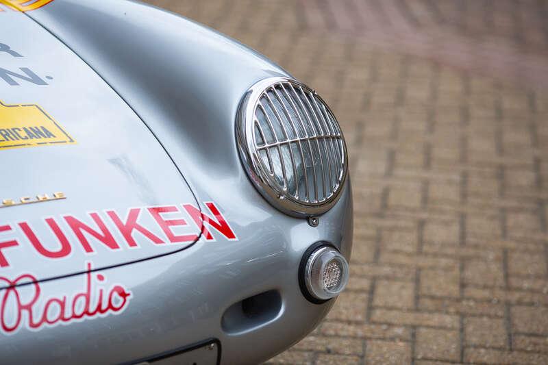 2015 Porsche 550