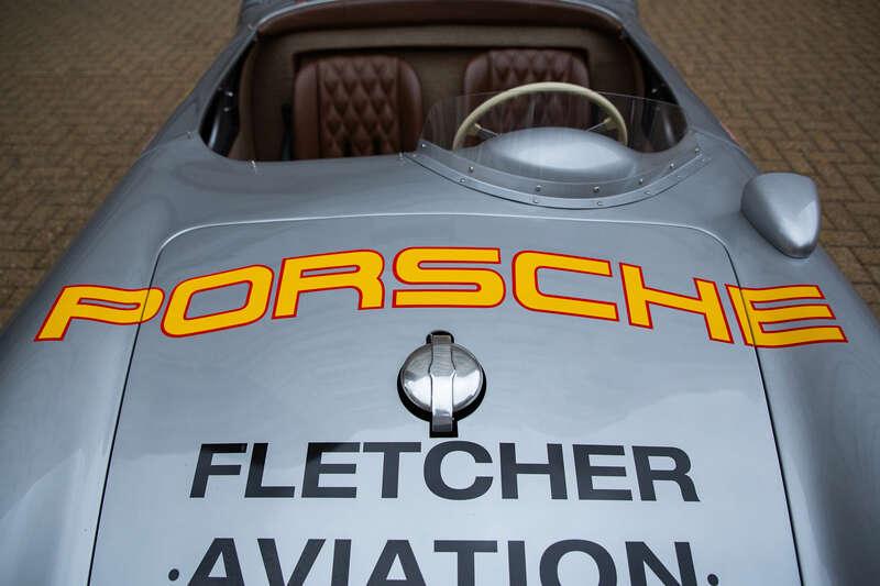 2015 Porsche 550